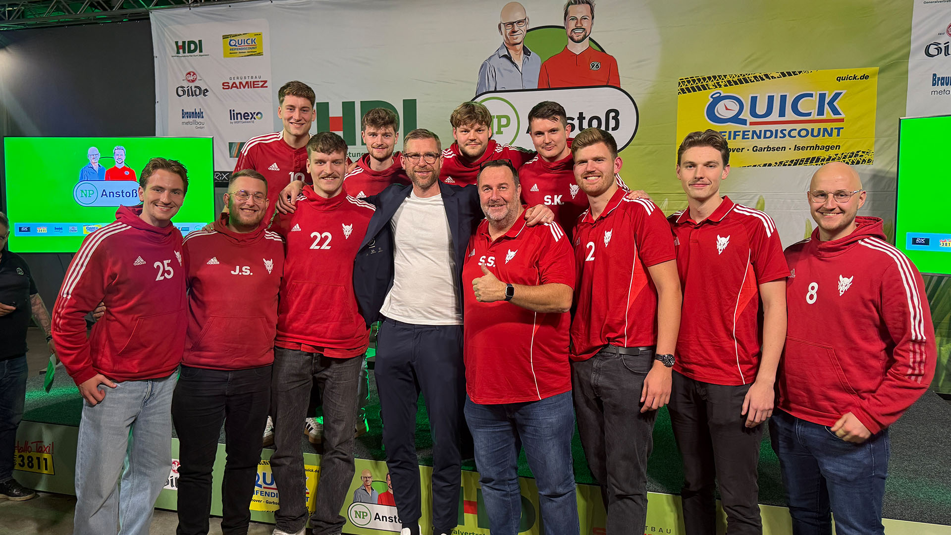 Die 1. Herren des SV Degersen bei NP Anstoß in Hannover